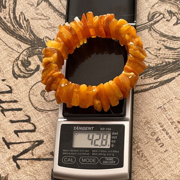 Natural unheated butterscotch Baltic butterscotch amber stretchy bangle bracelet - Picture 3 of 8